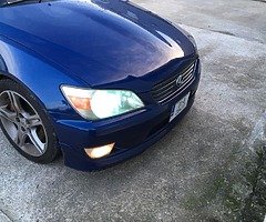 Is200 - Image 3/6