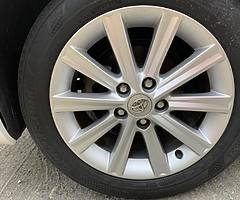 2012 Toyota Camry LUNA - Image 8/10