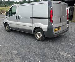 2008 Vivaro 2.0 M9R engine box Breaking - Image 3/8