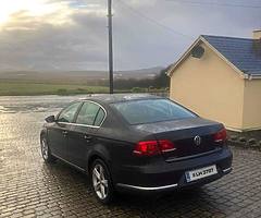 Volkswagen Passat - Image 10/10