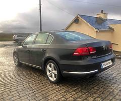 Volkswagen Passat - Image 8/10