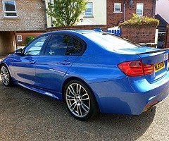 2013 BMW 318D M-SPORT PLUS F30 (M-Performance Kit Xenons Heated Leather Hk Sound 19"403 Alloys)