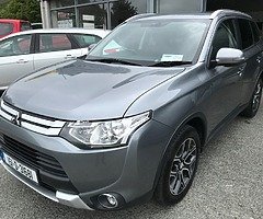 151 Mitsubishi Outlander 2.2 DID INTENSE 4WD 7 Seater 150ps €16950 - Image 3/10
