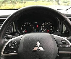 151 Mitsubishi Outlander 2.2 DID INTENSE 4WD 7 Seater 150ps €16950 - Image 10/10