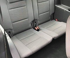 VW Touran - Image 8/10