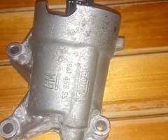 Wanted opel 1.6 oil filter housing - Image 4/8