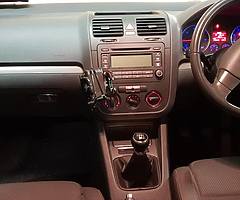 2005 VOLKSWAGEN GOLF TDI SPORT
