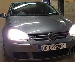 2005 VOLKSWAGEN GOLF TDI SPORT - Image 5/10