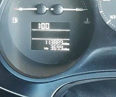 10 seat leon