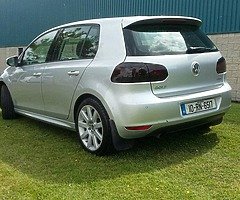 2010 Volkswagen Atlas - Image 3/9