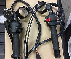 2009 and up ZX6R bars, switchgear and rearsets - Image 3/4