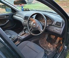 2004 BMW e46 318i for breaking