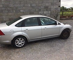 Ford focus 1.6 desiel salooon for breaking. - Image 3/4