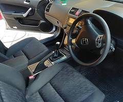 05 Honda Accord - Image 7/10