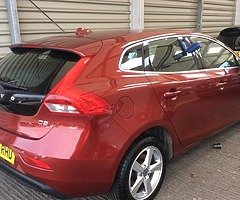 VOLVO V40 - Image 3/8