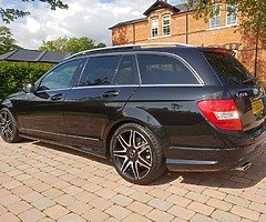 2012 Mercedes C220 Amg Sport Plus Edition (Glassroof Auto Boot Red Belts Ect) - Image 10/13