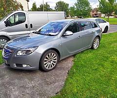Opel Insignia 2.0 diesel leather and lot of spec.
