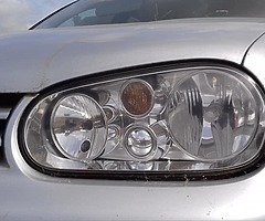 BREAKING 01 PETROL GOLF 1.4 SEE PICS