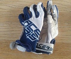 Motocross gloves