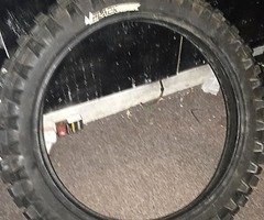 Moto x tyre