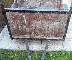 Small trailer 5ft x 3ft