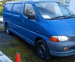 Toyota Hi ace 2004
