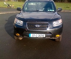 Breaking Hyundai Santa fe 07 - Image 9/10