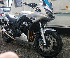 2002 fazer 600