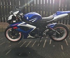 Suzuki gsxr 750