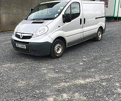 2006 to 2009 M9R vivaro Traffic engine box etc breaking