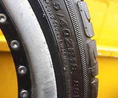 225/40 18's