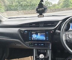 Toyota Auris - Image 7/8