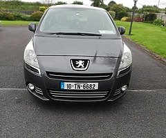 2010 Peugeot 5008 **7 seater** - Image 3/9
