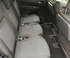 2010 Peugeot 5008 **7 seater** - Image 6/9