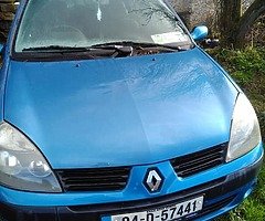 2004 clio