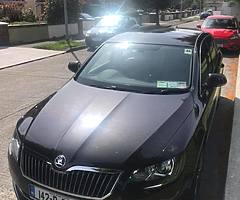Skoda Superb Elegance 2.0 Tdi 140hp (Manual) Road tax €200, NCT expiry July 2020, Leather interior - Image 8/10