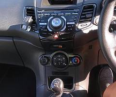 Ford fiesta 1.5 diesel - Image 6/10