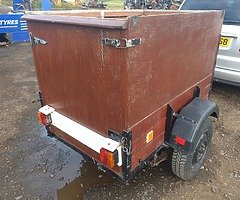 Car trailer