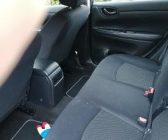 Nissan pulsar 161 5 doors All electric Board computer AC Black metallic Taxed Cheap on insurance and - Image 6/10