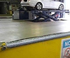 2005 BMW Series 5