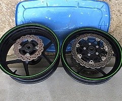 Kawasaki ZX6R wheels, discs, sprocket carriers
