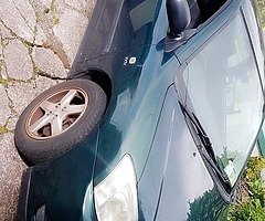 Breaking/complete 02 corolla 1.4vvti e12