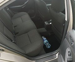 Toyota Avensis 06 1.6 petrol manual - Image 6/6