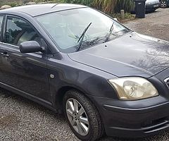 Toyota Avensis - Image 7/8