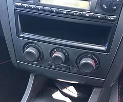 Seat Ibiza 2007 1.4 petrol 70 miles - Image 3/10