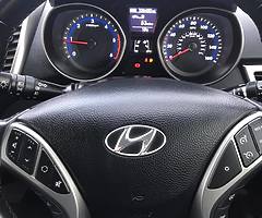 Hyundai i30 - Image 6/10