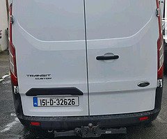 151 Ford transit custom