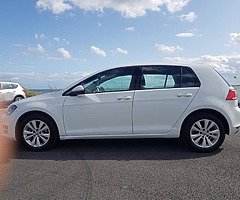 Volkswagen Golf 1.6 TDI - Image 5/10