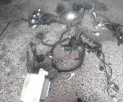 BANDIT 250 engine -parts need gone - Image 5/9