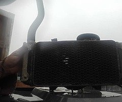 BANDIT 250 engine -parts need gone - Image 8/9